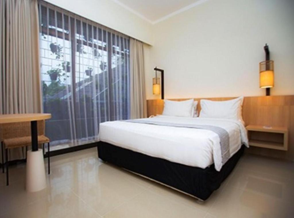 Bentani Hotel & Residence Cirebon Buitenkant foto