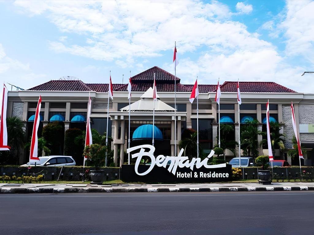 Bentani Hotel & Residence Cirebon Buitenkant foto